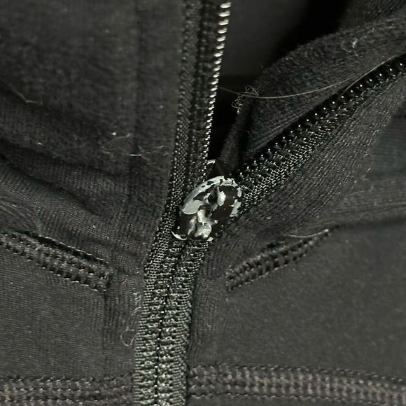 Lululemon Define Jacket Hooded Black Size 12 - Picture 3 of 4